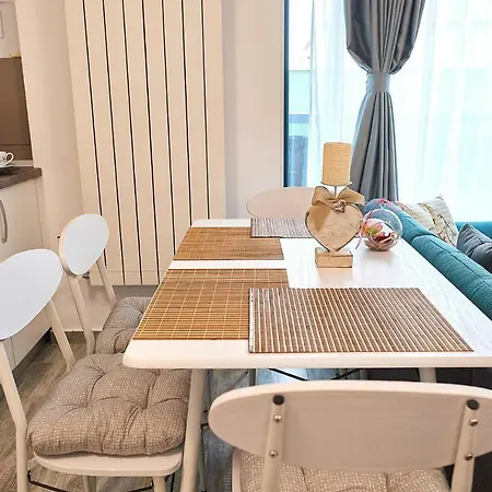 Gota Place Between And Sea Apartment